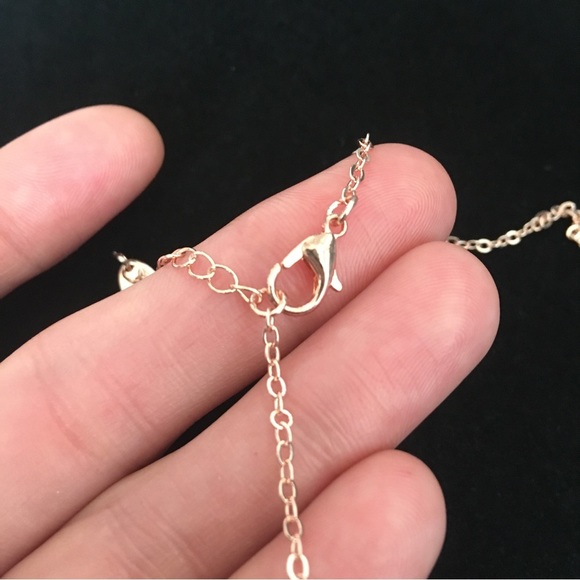 Gorgeous Green Butterfly Necklace - Picture 6 of 7